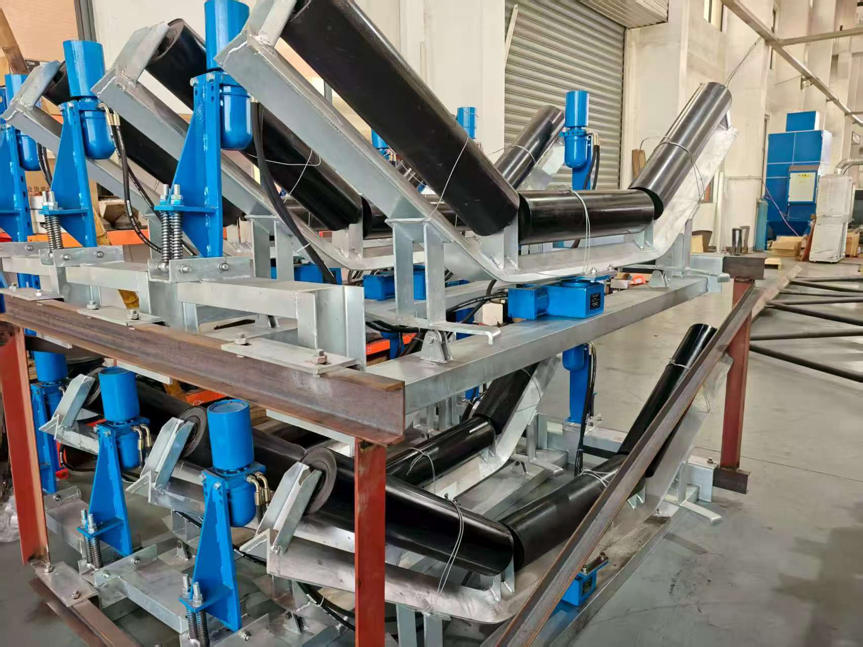 HY CLASTERNE HYDRAULIC DRECTOR: Yuav ua li cas nws ua haujlwm & Vim li cas nws tseem ceeb